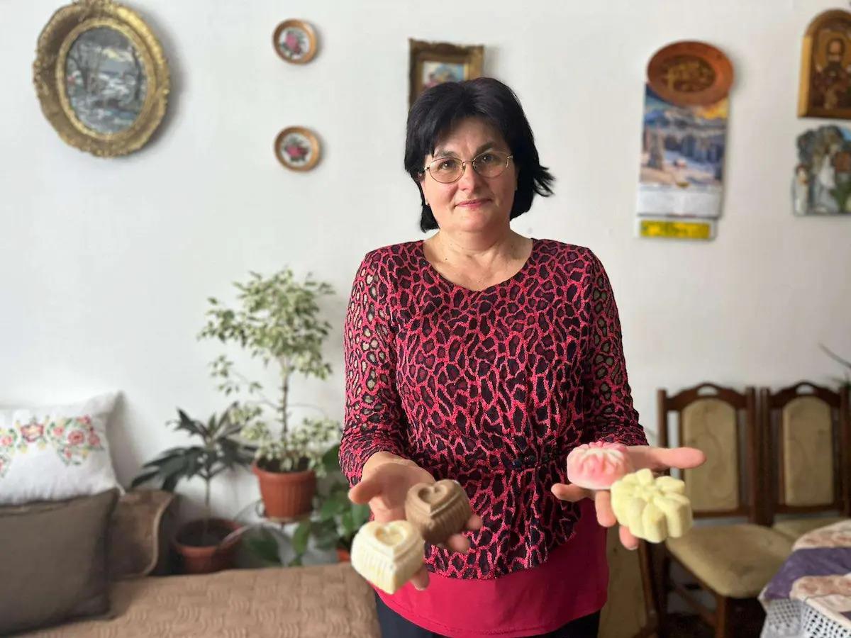 COMPLETELY NATURAL! Nevenka makes soaps from what she has around her