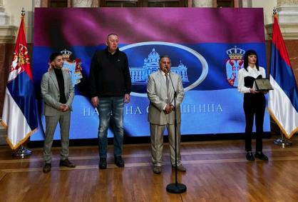 PRIZNANJE NARODNOM POSLANIKU: Grgur dobitnik Zlatne plakete Svetske organizacije Roma Kép