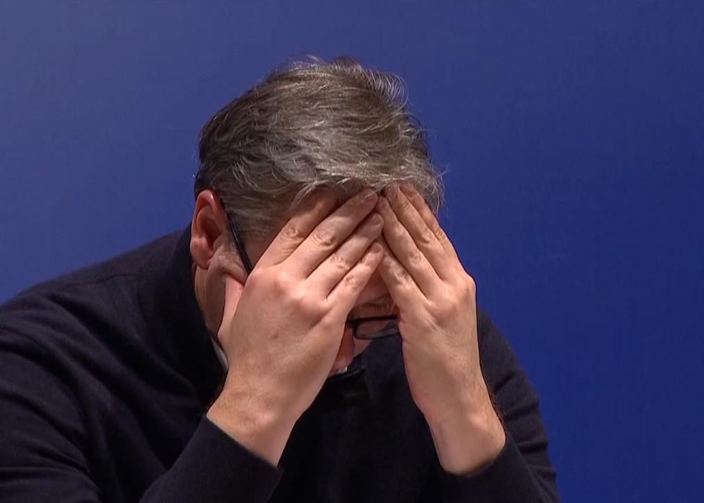 THE MOMENT SERBIA FELL SILENT! Vučić held his head after the admission of this brave woman: I feel like crying with you! You are his mother!