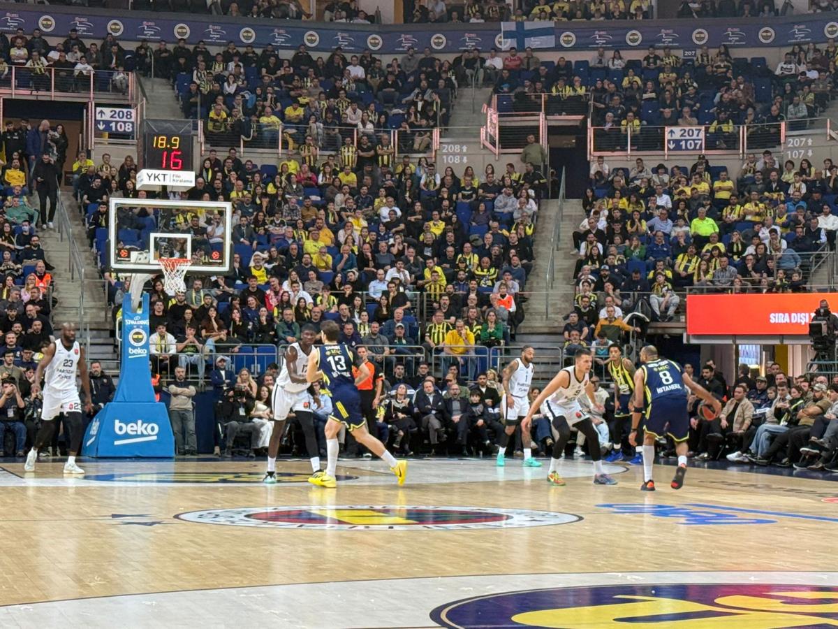 PARTIZAN POSLE VELIKE DRAME IZGUBIO OD FENERA! Pogledajte najzanimljivije momente sa ove utakmice! Kép