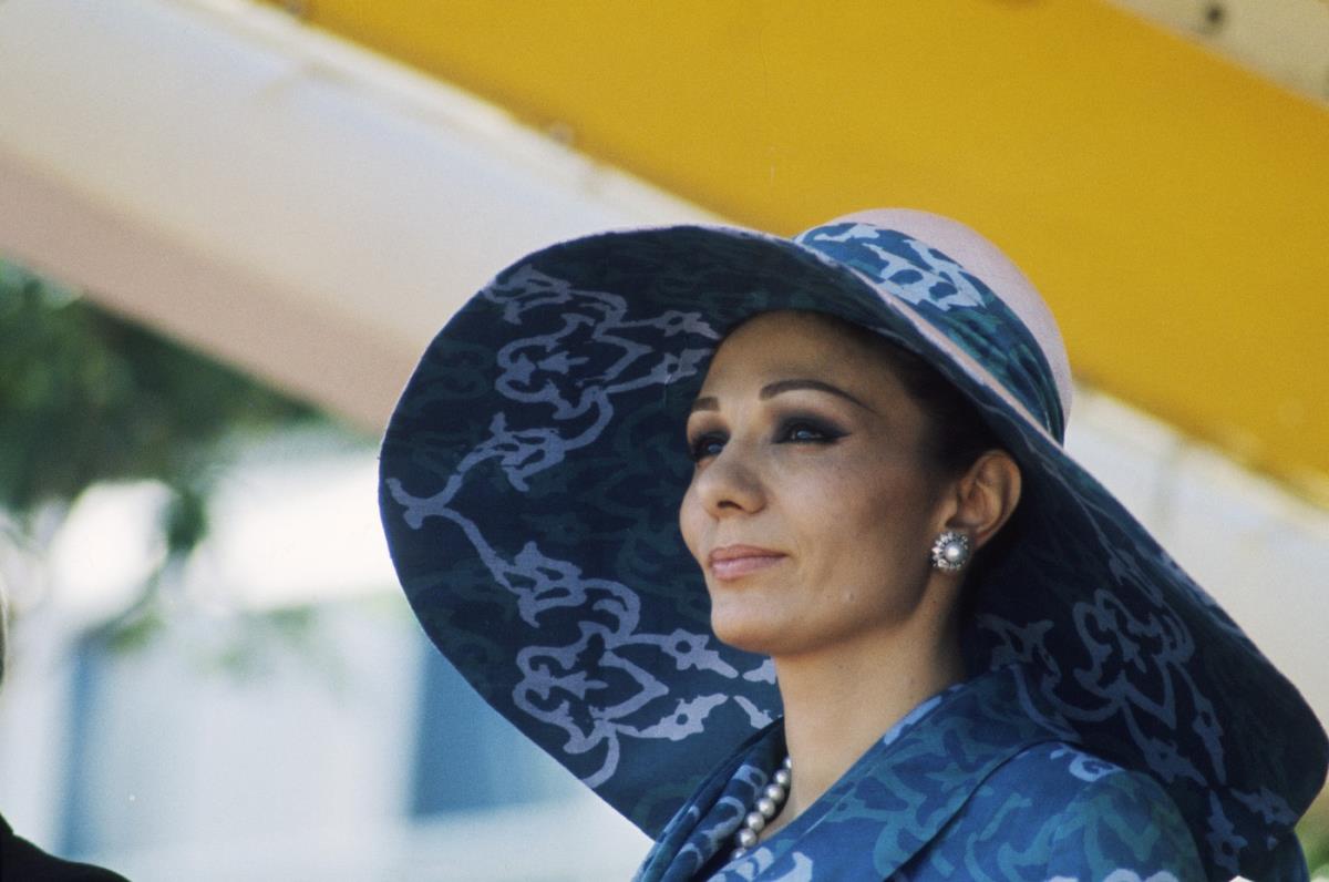 Fara Pahlavi: Poslednja carica Irana | Kurir