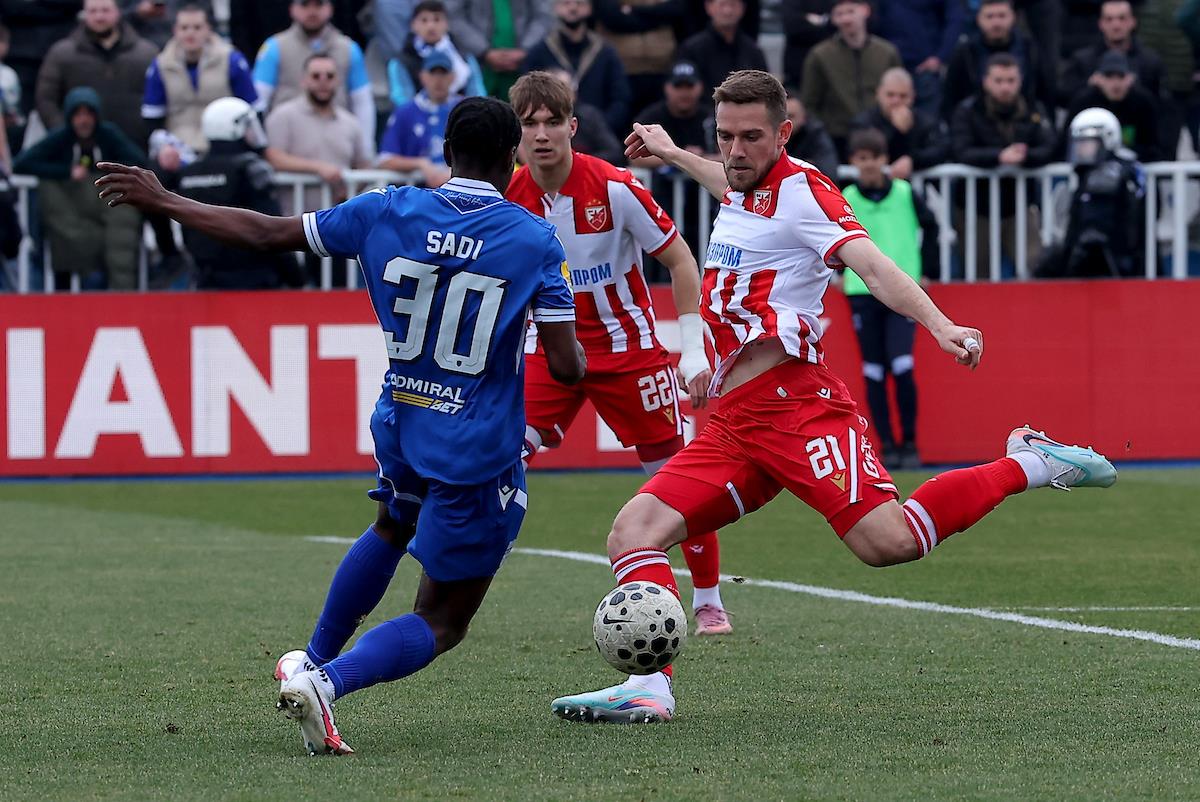 Chaos in the stands, interruption, injury, disallowed goal, and an amazing goal! Lalatovic failed to stop the red and whites