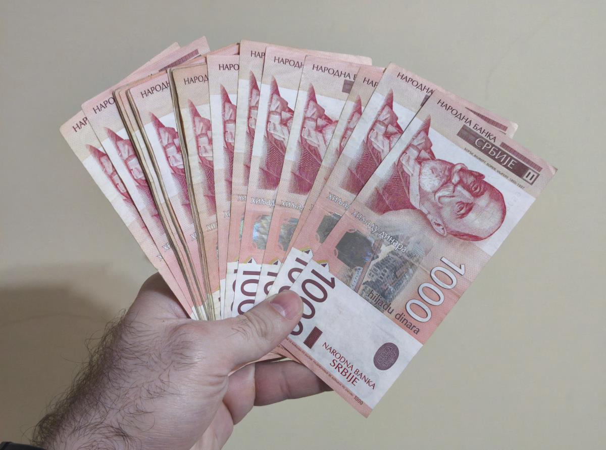 Danas ležu pare jednoj grupi građana: Evo ko ima pravo na isplatu