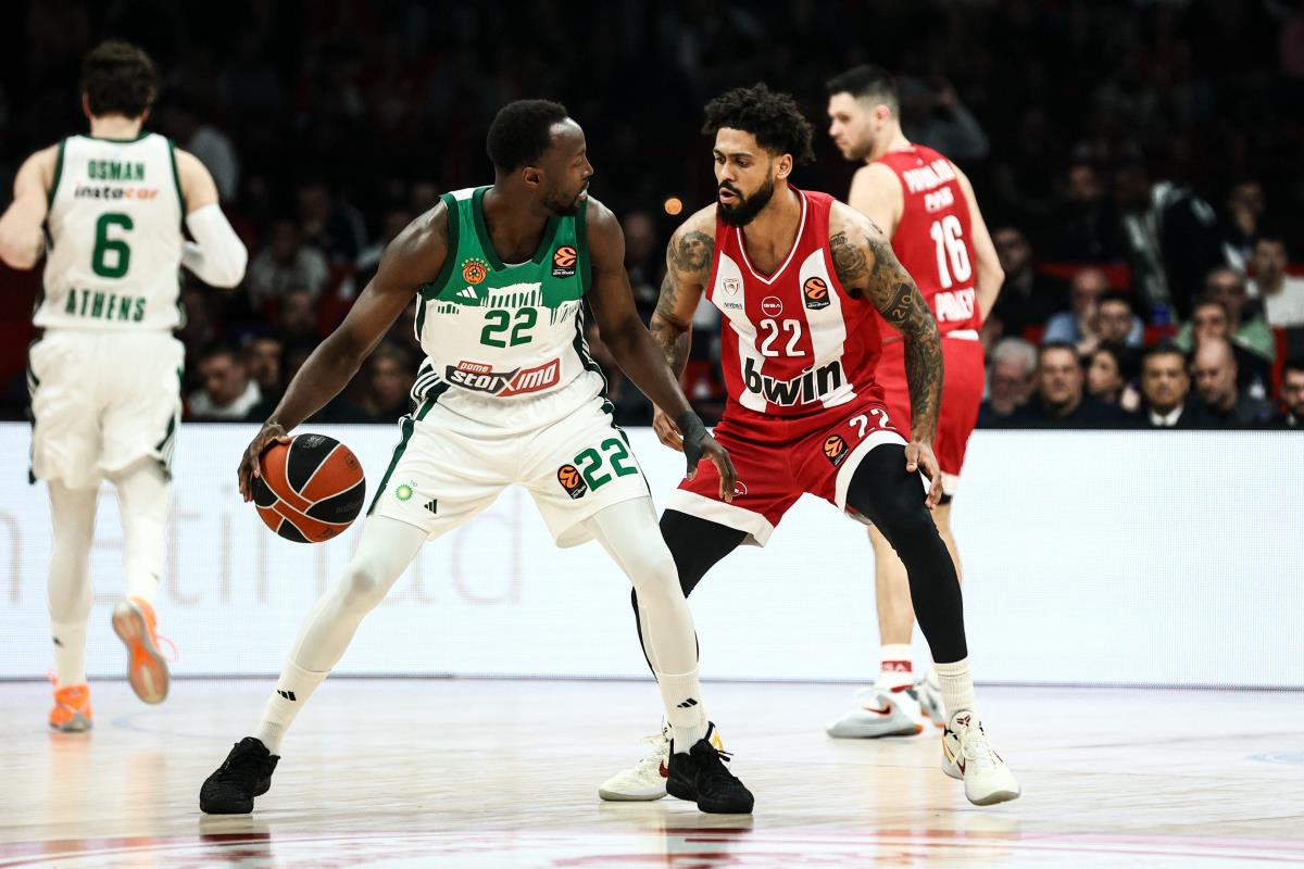 OLIMPIJAKOS 11. PUT UZASTOPNO SAVLADAO PANATINAIKOS! Crveno-beli bez Vezenkova slavili: Ataman doživeo još jedan težak udarac! Visi mu doigravanje Kép