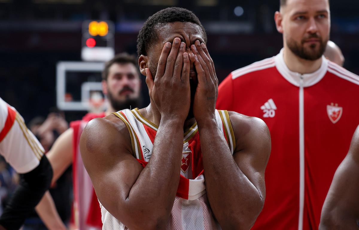 CRVENOJ ZVEZDI PRETI PRAVA KATASTROFA? Ključni dani su pred Sašom Obradovićem! Ko preživi pričaće... Kép