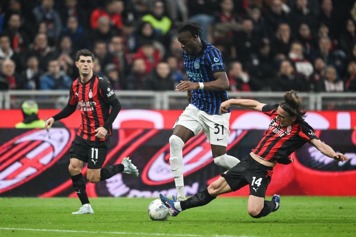 INTER NE UME PROTIV MILANA! Neroazuri blizu nove titule, ali ih rosoneri savladali peti put  uzastopno! Kép