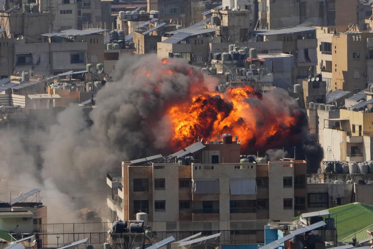 NEARLY 2,900 KILLED, OVER 8,700 WOUNDED! Israel Carried Out Terrible STRIKES on Lebanon! IDF and Hezbollah Conflict Becoming More BRUTAL!
