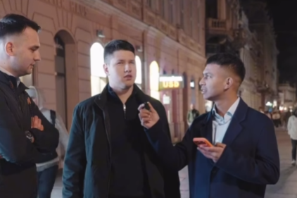 "THIS BOY IS SMART!" Pavlović stopped by famous influencer Akaš: He asked him several questions, he only got 1 wrong! See how it looked (VIDEO)