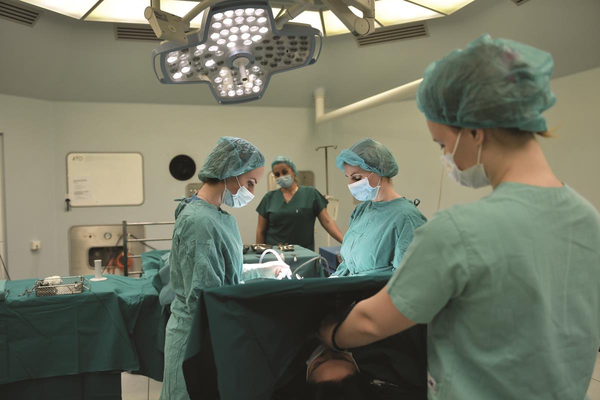 Public Call for Medical Graduates: Here's How Those Interested in Employment with the Ministry of Defense and Serbian Army Can Apply