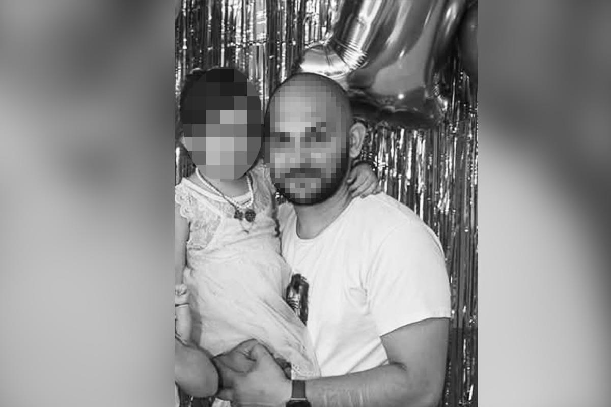 HE SAT BY THE WINDOW, COVERED IN BLOOD Neighbors reveal details of the horror in Pančevo where a father (28) and daughter (5) died: Marko entered deep into the fire to save his child