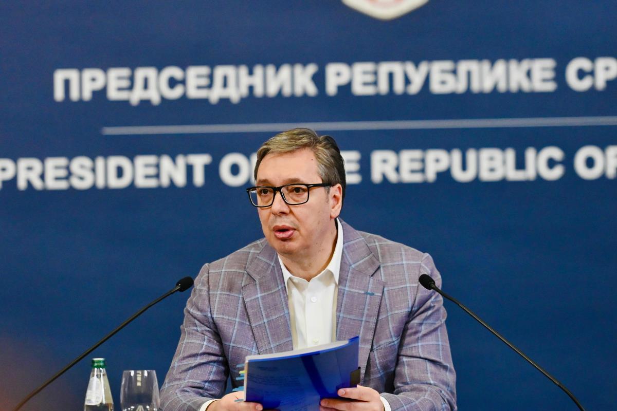 "WE CONTINUE TO BUILD, INVEST, AND CONNECT PEOPLE AND REGIONS OF SERBIA" Vučić: In a time of great global challenges, it is most important for Serbia to preserve stability