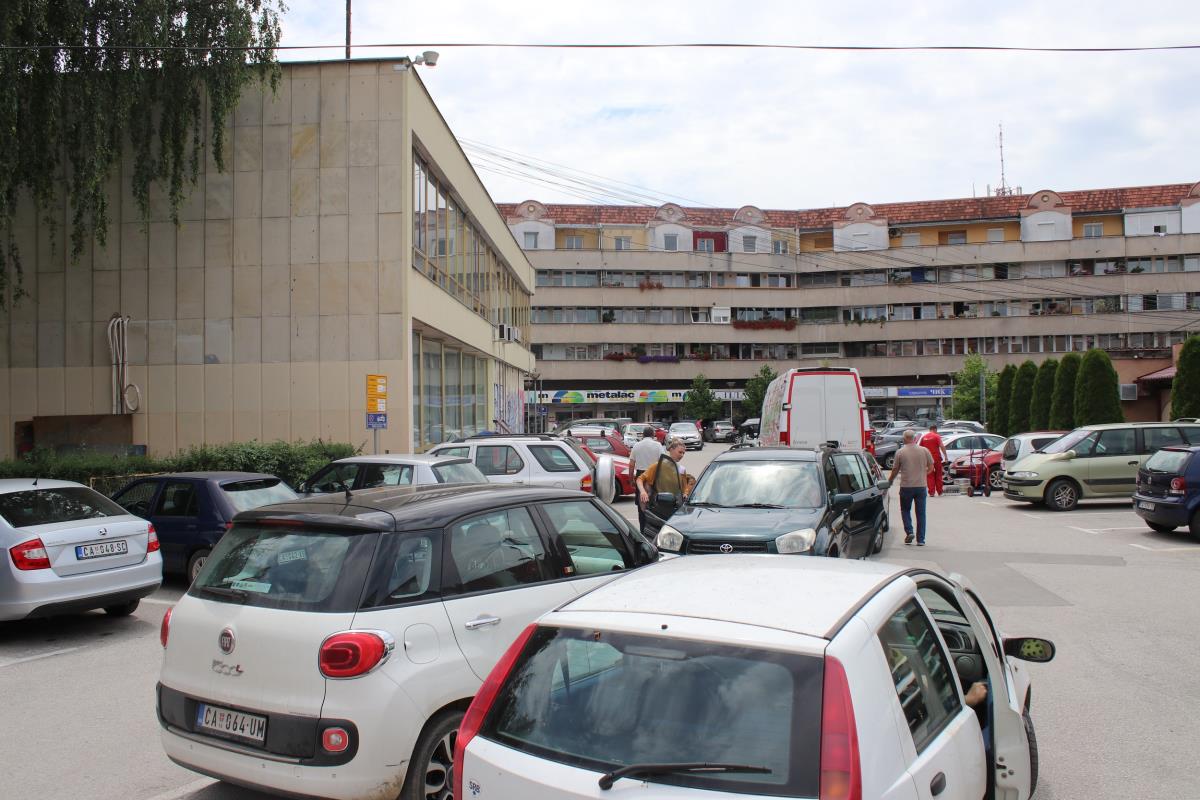 GREAT NEWS FOR CITIZENS OF THIS CITY IN SERBIA! Tow trucks will not work, and parking will be free for four days