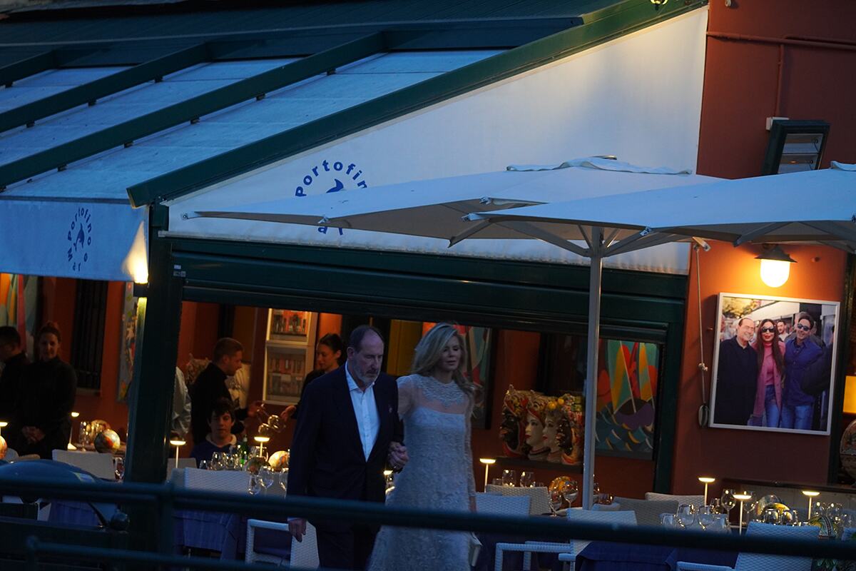 Melina Waited for All Tourists to Leave to Exit the Yacht: Guests Entered the Restaurant, and See How Haris's Ex Looks in Her Third Wedding Dress (VIDEO)