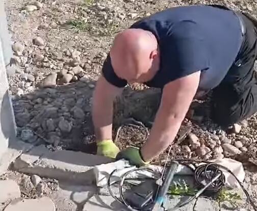 SHOCK IN A RESTAURANT IN SOUTHERN SERBIA He broke concrete and was speechless at the sight! They could not imagine that it was hiding here! Drama followed "He is about 180 cm tall" (VIDEO)