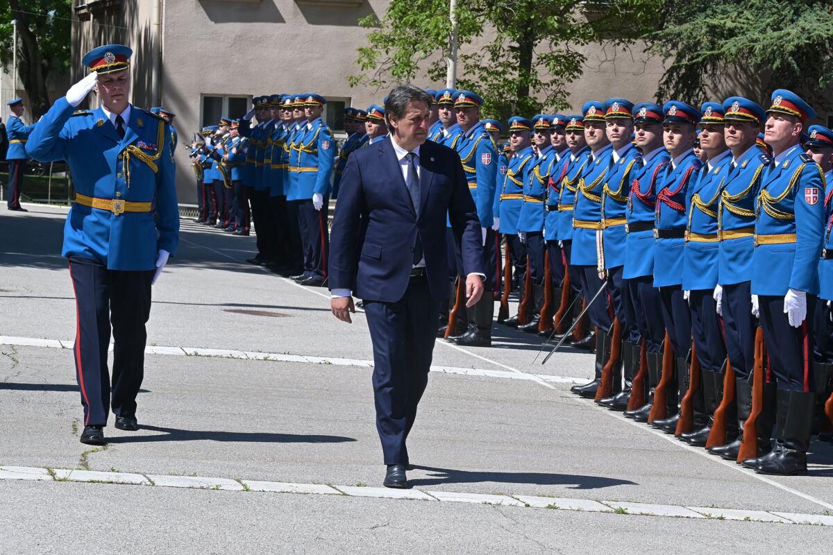 Military Ceremony on the Occasion of Guard Day: 'Through work, effort, and a special role in the defense system, you honor your families and friends, as well as the citizens'