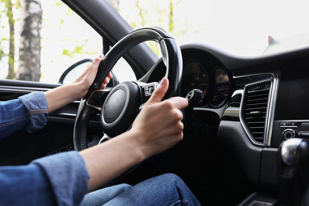 Prve kazne za deljenje prevoza preko BlaBlaCar: Iznosi idu i do 150.000 dinara, advokat objasnio šta je sporno Prve kazne za deljenje prevoza preko BlaBlaCar: Iznosi idu i do 150.000 dinara, advokat objasnio šta je sporno