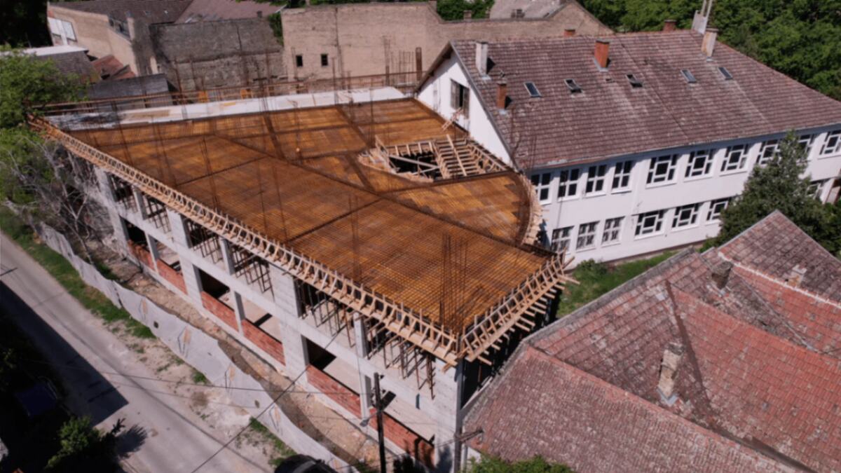 Objekat pravljen po najvišim standardima: Škola u Subotici dobija sportsku salu od preko 2.000 kvadrata, država izdvaja oko 300 miliona dinara (Foto/Video) Objekat pravljen po najvišim standardima: Škola u Subotici dobija sportsku salu od preko 2.000 kvadrata, država izdvaja oko 300 miliona dinara (Foto/Video)
