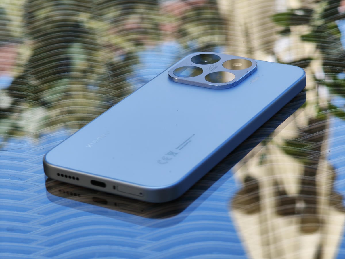 Xiaomi 17T на тесте KURIR: Этого мы не ожидали от "более дешевой" модели