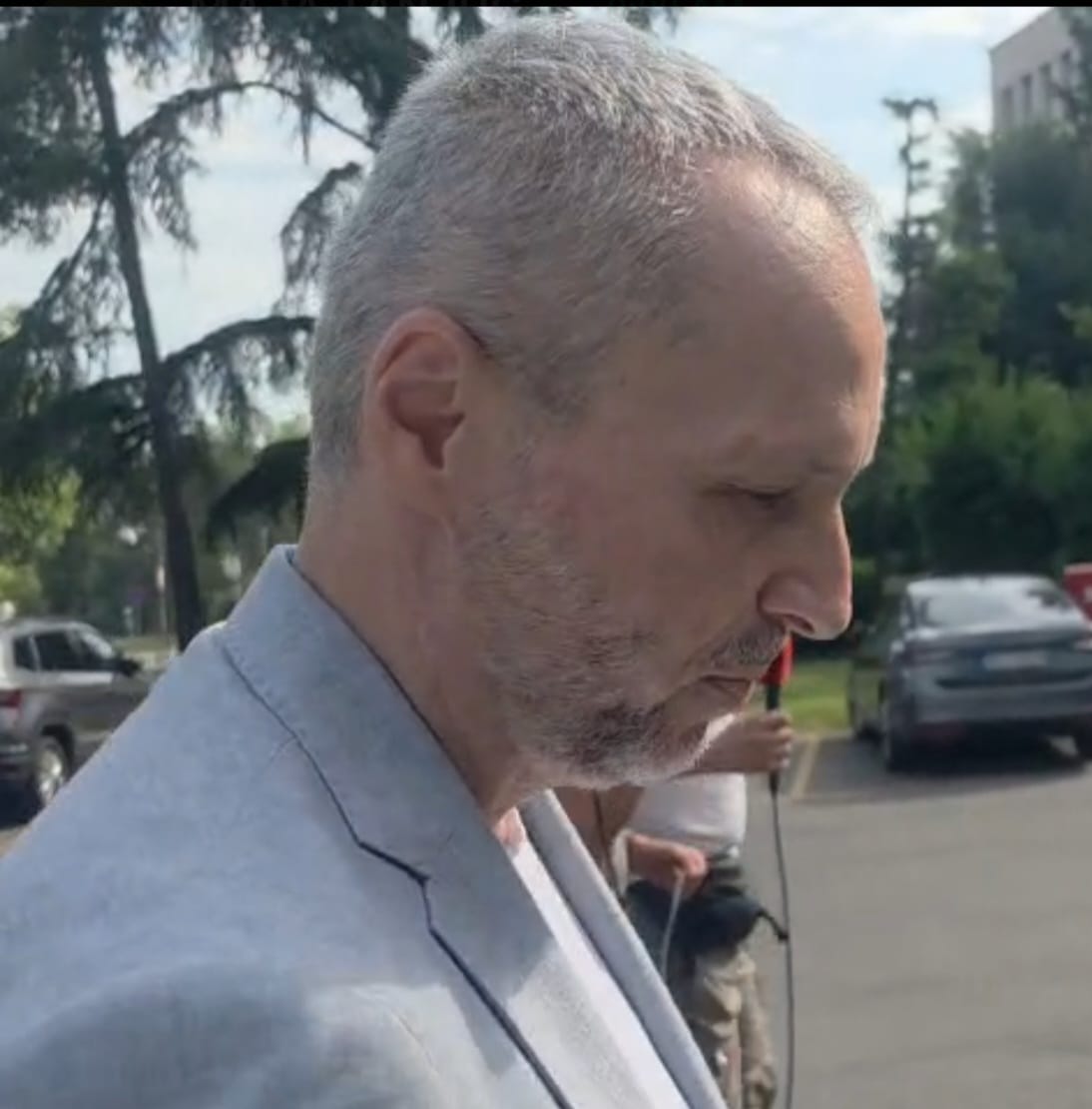 НЕПОДХОДЯЩЕЕ ВЛИЯНИЕ НА НЕЗАВИСИМОСТЬ ГОСУДАРСТВЕННОГО ОБВИНИТЕЛЯ: В страхе перед установлением истины, Оленик угрожает прокурору Марковичу
