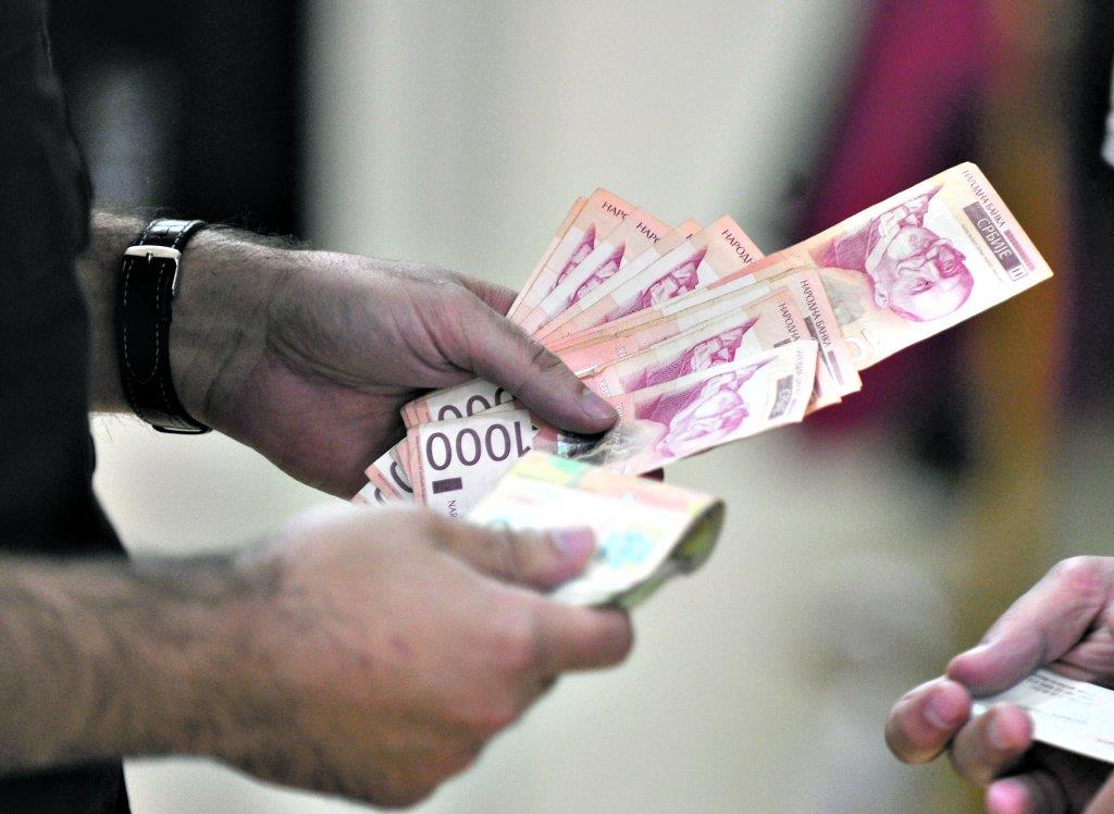 Poslednji rok za podnošenje prijava ističe danas! Ko želi podsticaje mora odmah da aplicira - Još malo vremena Poslednji rok za podnošenje prijava ističe danas! Ko želi podsticaje mora odmah da aplicira - Još malo vremena