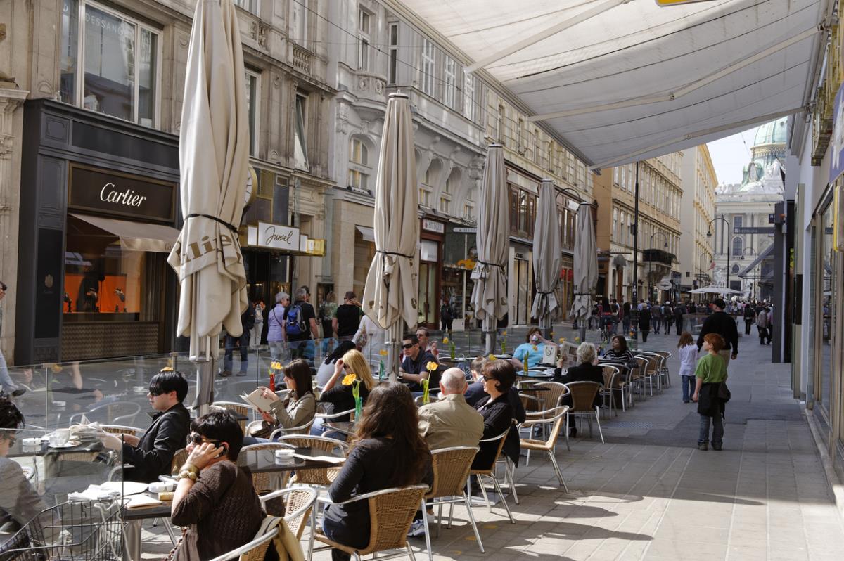 Srbi se hvataju za glavu zbog kirija u centru Beča: Za par kvadrata mesečno traži se bogatstvo! Srbi se hvataju za glavu zbog kirija u centru Beča: Za par kvadrata mesečno traži se bogatstvo!