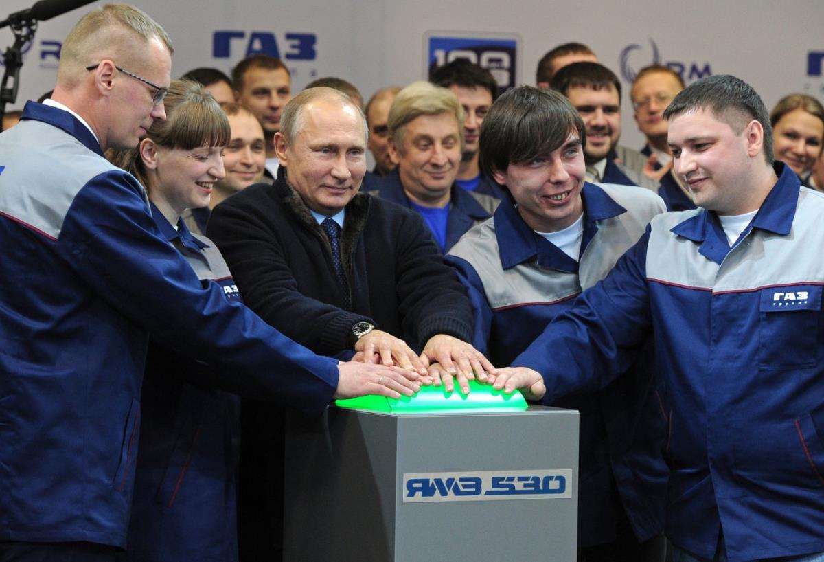 PUTIN RADNICIMA OTKRIO ŠTA VOLI U SVOM POSLU: Isto je kao u fabrici ...