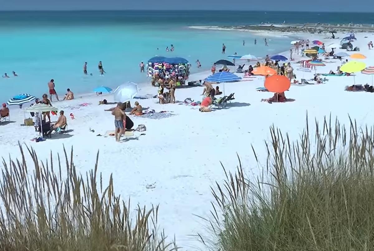 (VIDEO) PLAŽA SA SMRTONOSNOM TAJNOM: Izgleda prelepo, ali u tom raju ...