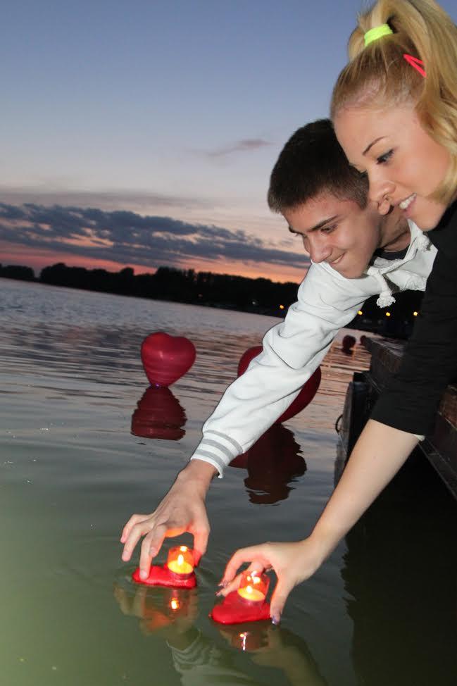 (FOTO) SVADBENI PLES INSEKATA: Reka Tisa cveta zbog ljubavi | Kurir