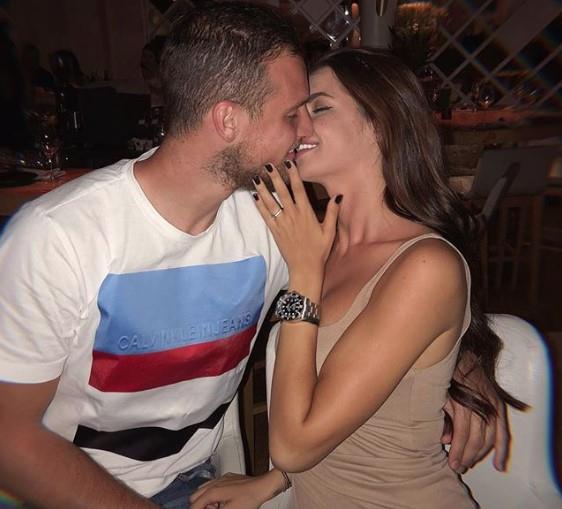RAJKOVIĆ OSTAO DA SE OŽENI: Prvo venčanje, pa povratak u Tel Aviv! | Kurir