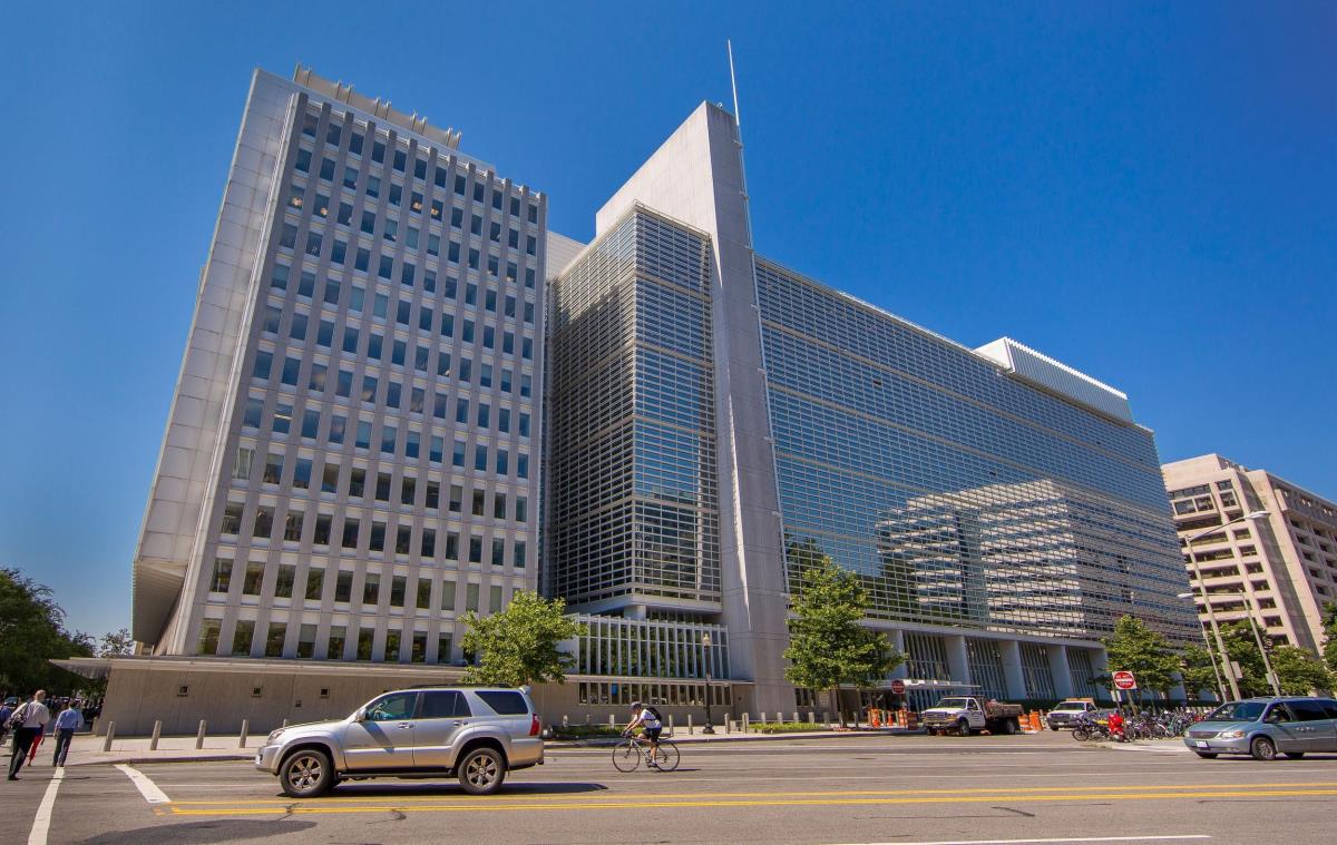 Napravili dogovor: Saudijska Arabija i Katar plaćaju dug Sirije od 15 miliona dolara prema Grupaciji Svetske banke Napravili dogovor: Saudijska Arabija i Katar plaćaju dug Sirije od 15 miliona dolara prema Grupaciji Svetske banke