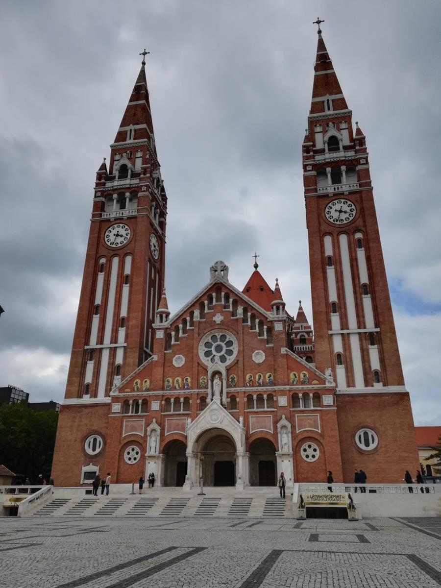 Cene aranžmana za grad sunca pravo iznenađenje! Ko ga nije posetio 1. maj je idealna prilika Cene aranžmana za grad sunca pravo iznenađenje! Ko ga nije posetio 1. maj je idealna prilika