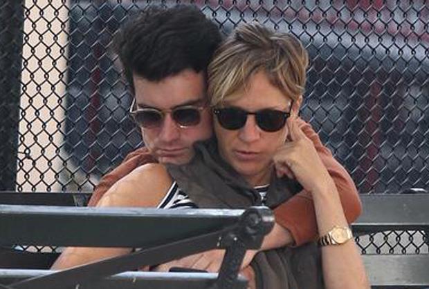 Muž holivudske glumice koji je posvađao Srbe i Hrvate: Balkanac smuvao 10 godina stariju i izgledakao Apolon