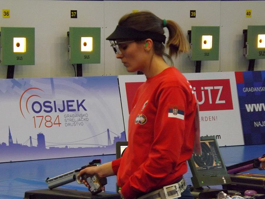 jasmina-milovanovic-vpistolj.jpg?ts=2019-08-31T22:43:47
