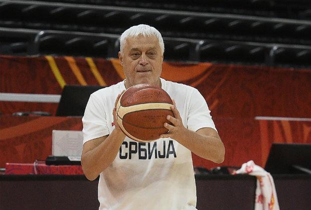 LEGENDARNI MUTA BEZ KOČNICE O SMENI OBRADOVIĆA I VEČITIMA: "Četiri trenera za jednu sezonu? Ma daj, veliki klubovi to ne rade!"