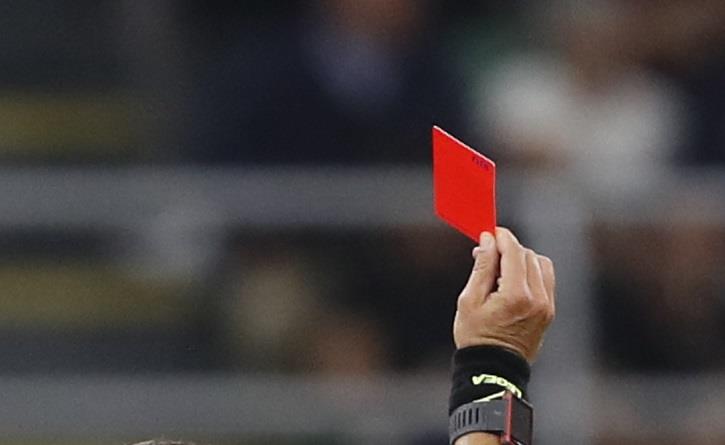 DRAMA! Opšta tuča posle meča Novog Pazara i OFK Beograda: Pokazano sedam crvenih kartona!
