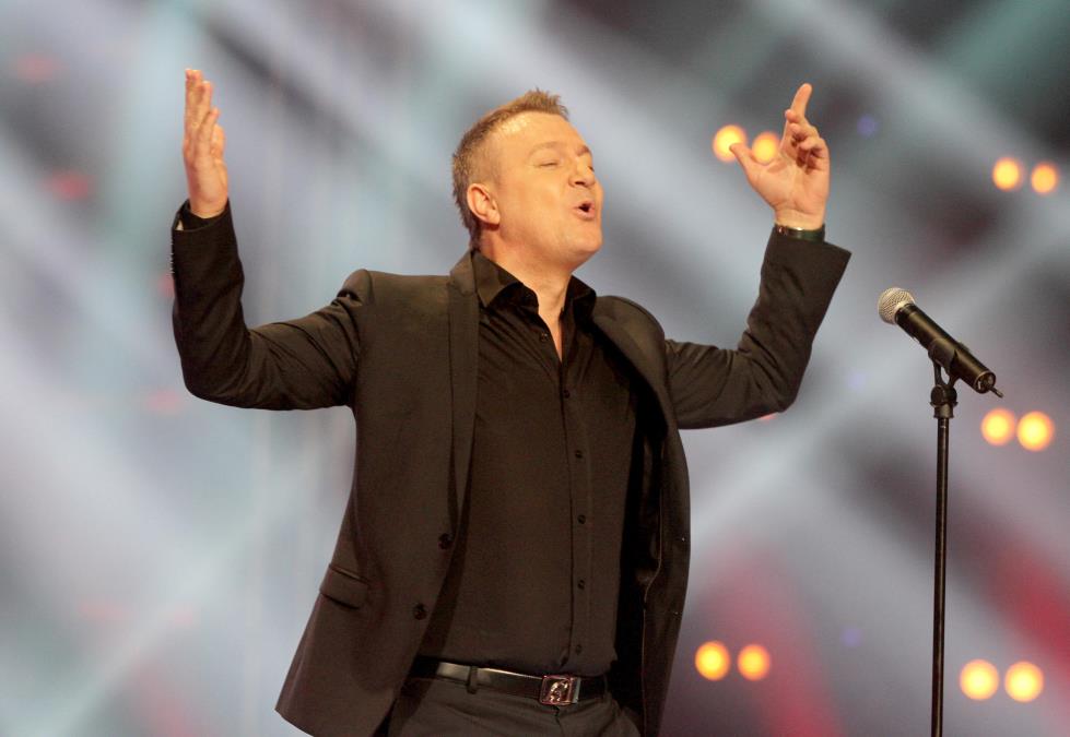 NEĆE DA PEVA NI ZA 100.000 €! Baju baš briga da pravi koncerte - zgrće ogromnu lovu na ova 2 biznisa