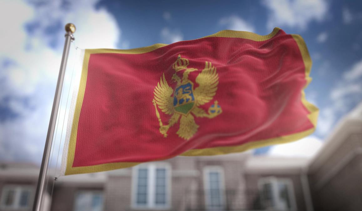 RŠUM U CENTRU LONDONA ZBOG CRNOGORSKE ZASTAVE: Preselila se Ambasada Crne Gore u privatnu porodičnu kuću u Vestminsteru, komšije besne, evo šta im smeta 