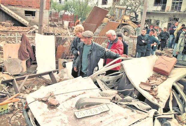 NATO U JEDNOM DANU UBIO DVANAESTORO SRPSKE DECE: Bio je utorak, 27. april 1999. godine - dan kada je Surdulica dobila nadimak "srpska Hirošima" (VIDEO)