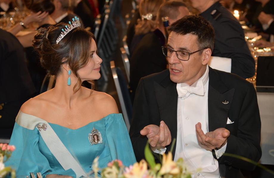 SKANDAL U ŠVEDSKOJ! Princeza umešana u "slučaj Epstajn": Više puta se sastajala sa milijarderom pedofilom!