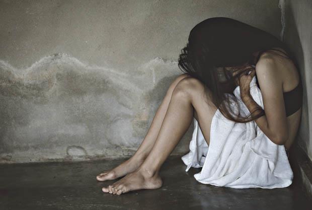 JEZA U PANČEVU! DEVOJČICI IZ DOMA SE PREDSTAVIO KAO PSIHOTERAPEUT PA JE VRBOVAO ZA PROSTITUCIJU: Mobilnim telefonom snimao odnose s maloletnicom i mušrkarcem