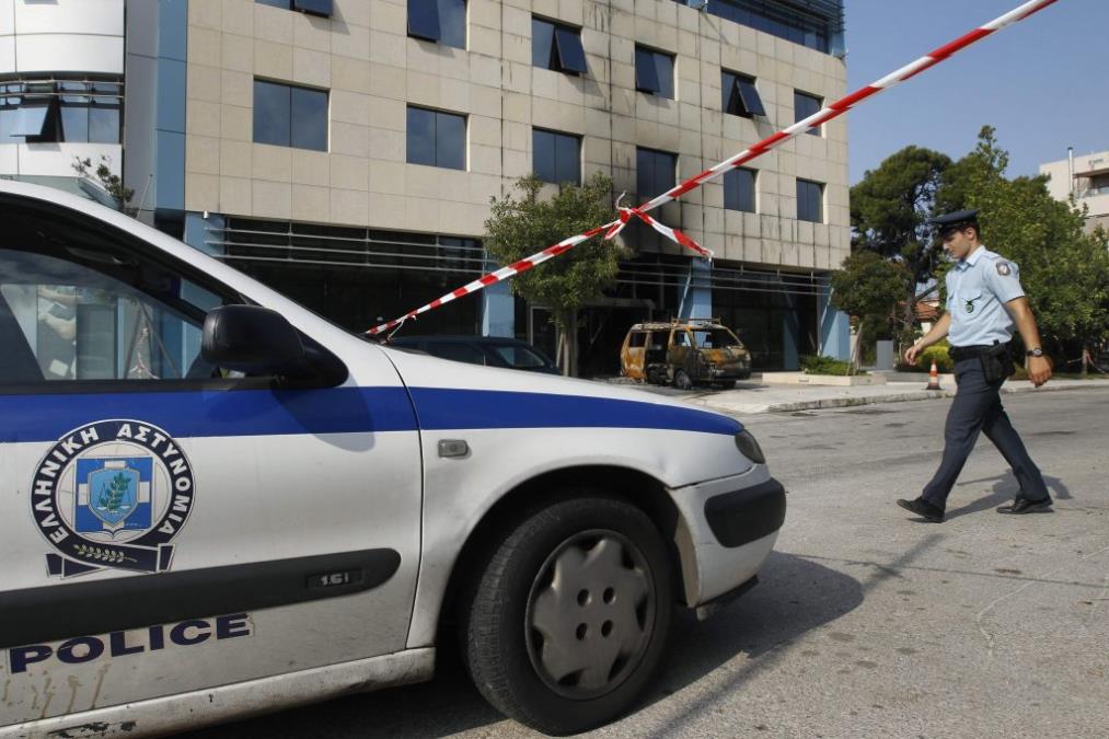 VEZALI GA, ZALEPILI MU USTA, PA SAKRILI U ZAMRZIVAČ! Jeziv zločin potresao Grčku, telo pronađeno posle godinu dana