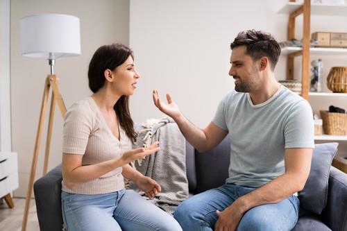 Ova ponašanja otkrivaju da muškarac nije spreman za ozbiljnu vezu