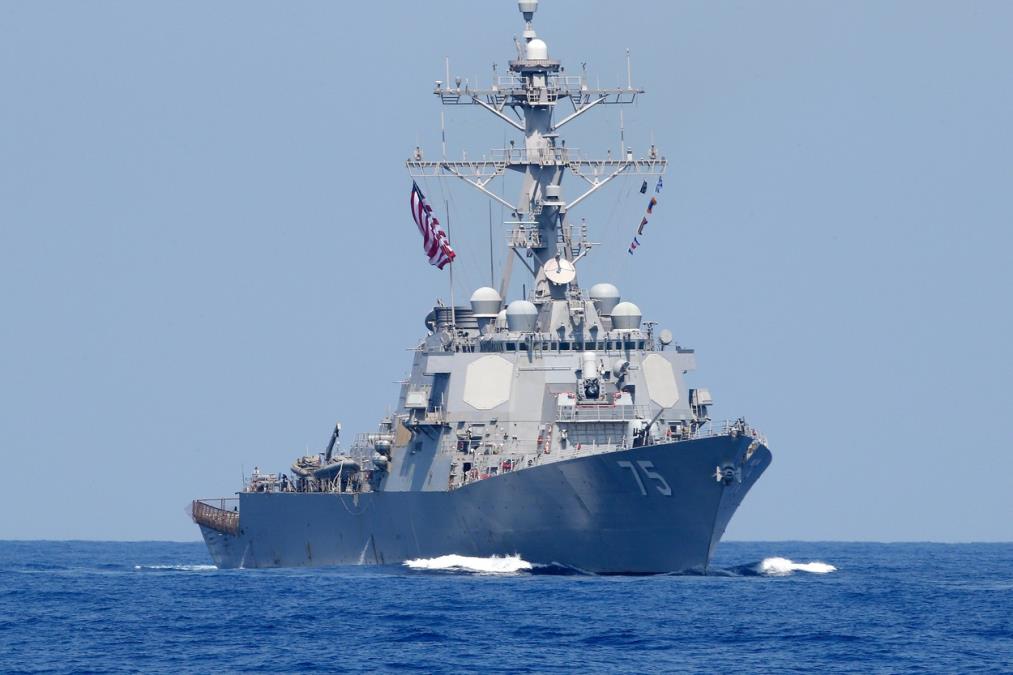 IRANSKA MORNARICA: Gađali smo američki razarač kod Omana! KOMANDA SAD: Iran laže!