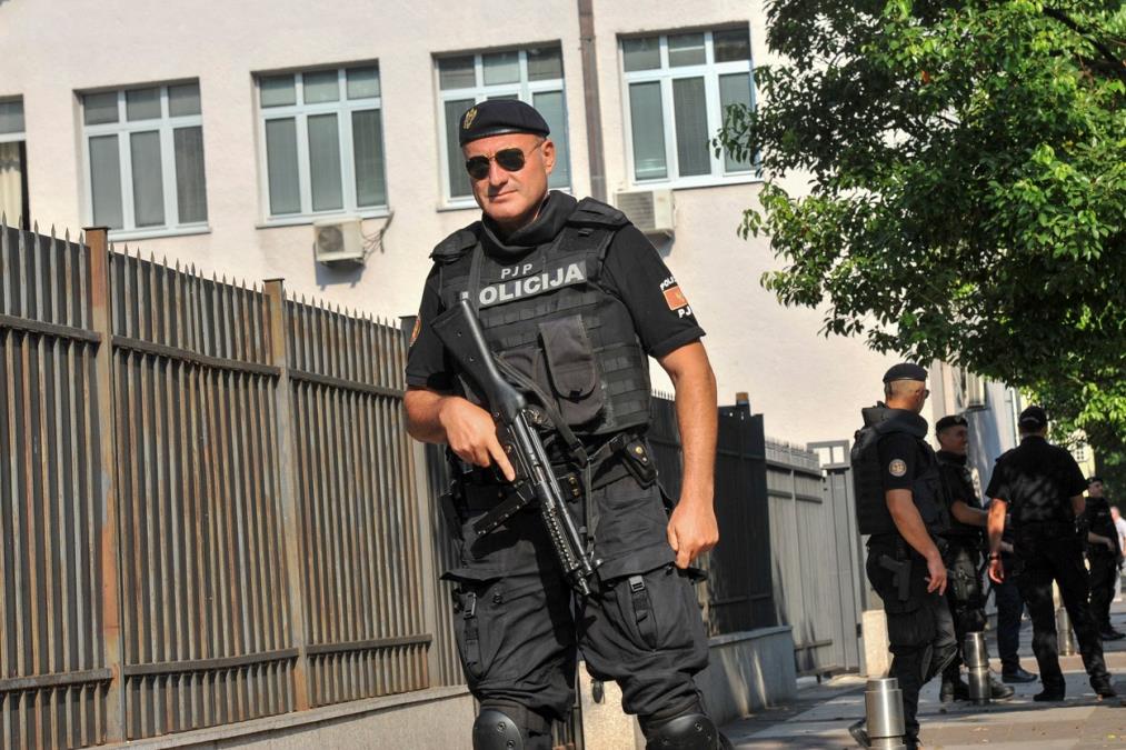 OVO JE ŠKALJARAC I BRAT ČLANA KLANA KOM SE SUDI ZA UBISTVO DVOJICE BEOGRAĐANA! Braća slovila za bliske saradnike Kožara, hapšeni zbog teških krivičnih dela!