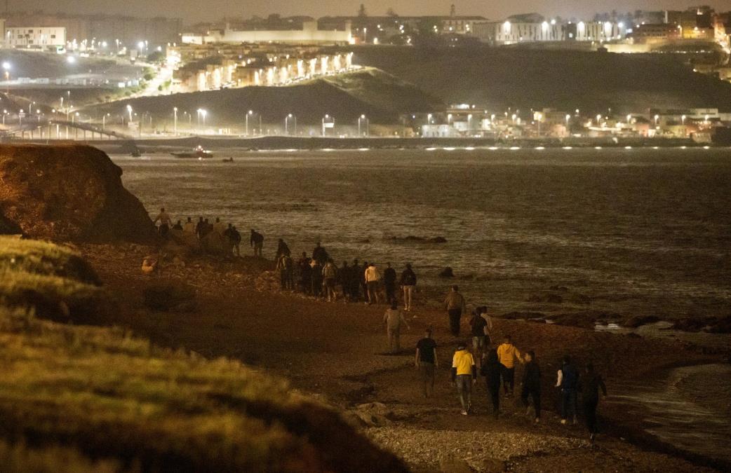 DRAMA U ŠPANSKOJ ENKLAVI U MAROKU: Pronađena tela 10 migranata koji su pokušali da preplivaju granicu