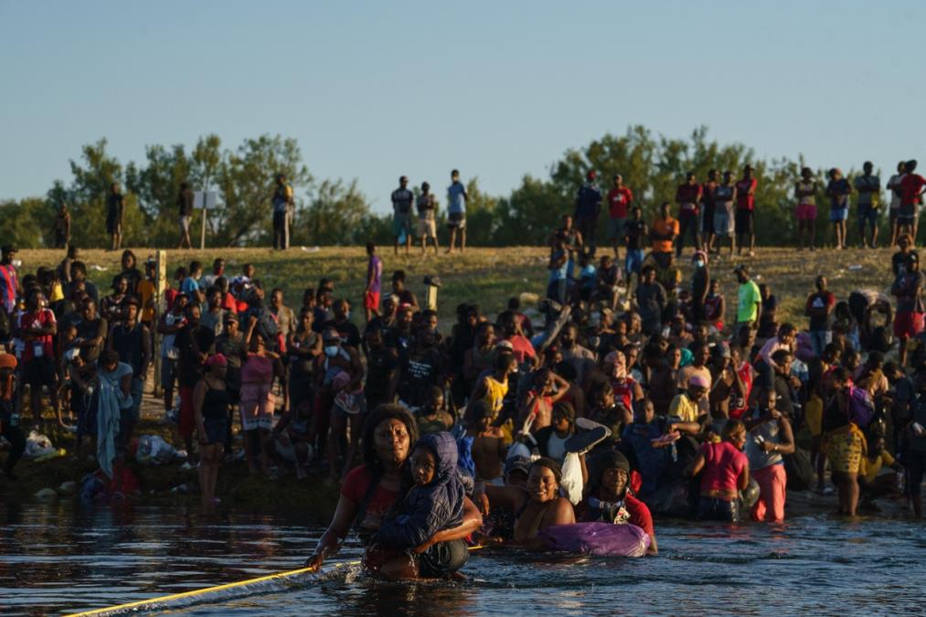 SUMNJIVE SMRTI MIGRANATA U AMERIČKOM PRITVORU: UN zabrinute, za pet meseci već 18 mrtvih!