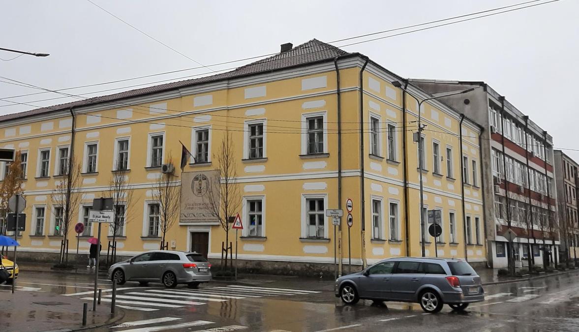 DOVOLJNO MESTA ZA NOVE SREDNJOŠKOLCE: Četiri lozničke srednje škole čekaju 816 učenika