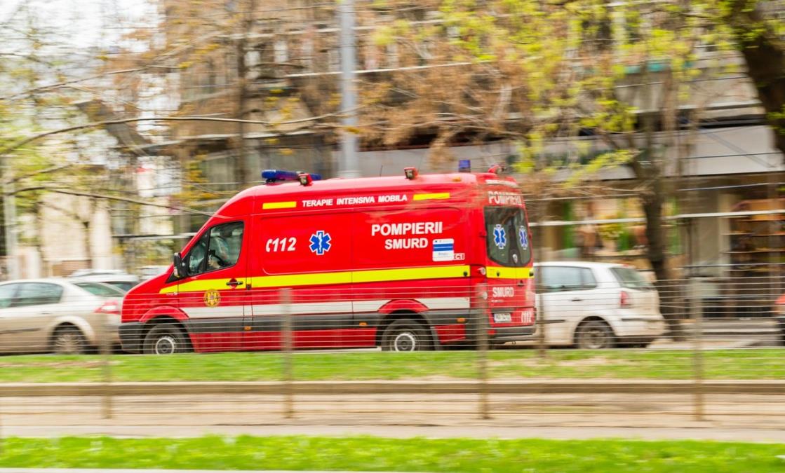 DEVOJČICA (2) UPALA U KAZAN SA VRELIM DŽEMOM: Horor u komšil
