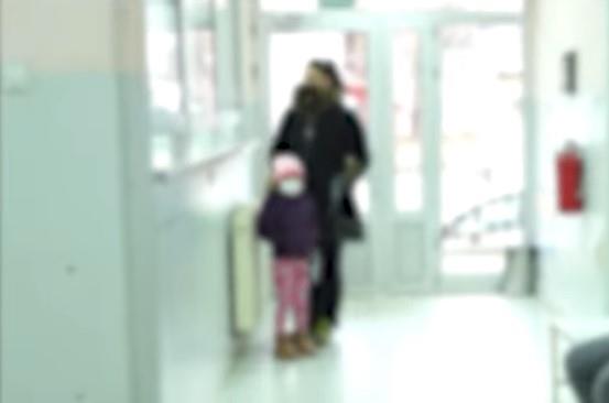 OVIH 7 VIRUSA TRENUTNO HARA MEĐU DECOM U BEOGRADU: “Roditelji leče sami pa kad se pogorša dolaze u panici” EVO ŠTA JE ZA ALARM, A ŠTA NE