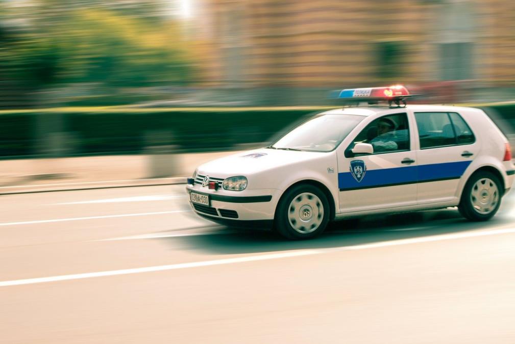 UŽASNA NESREĆA KOD DRVARA: Poginula devojka (24), sudarila se s ocem na motoru pa pala pod kamion!